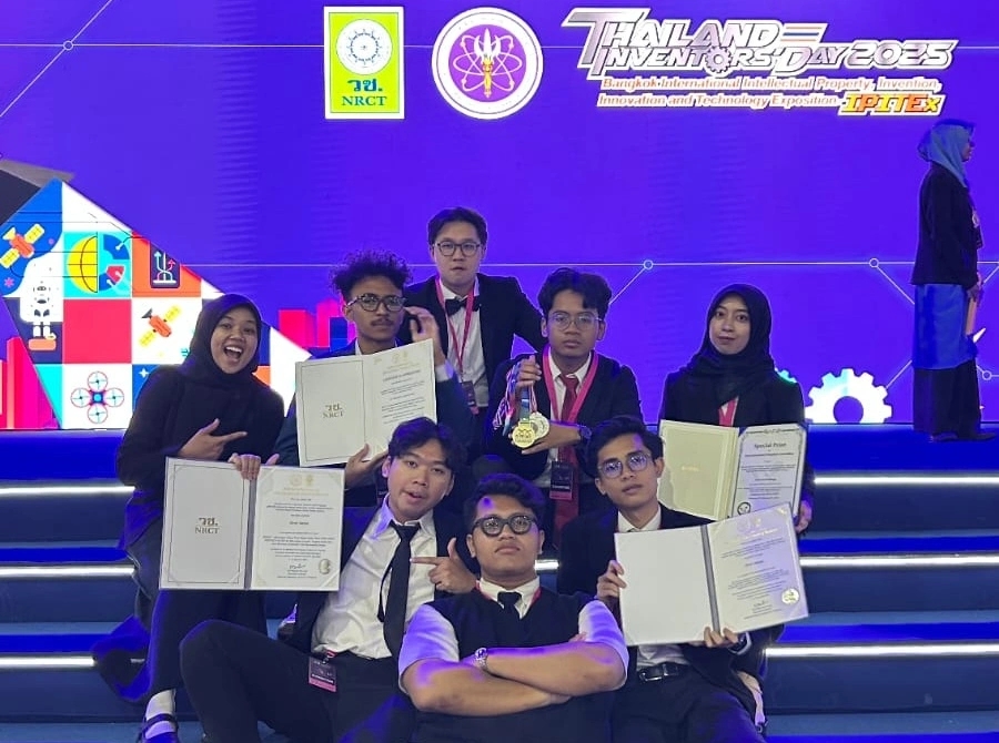 UNAIR’s MOGGY team wins silver medal at Thailand Inventors’ Day 2025